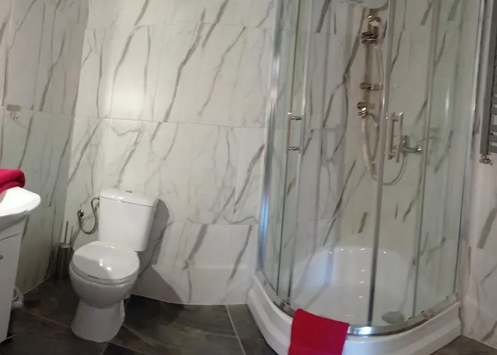 W Sadzie * רייצ'ה